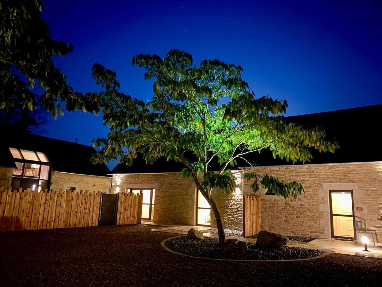 Le Domaine De Soani - Piscine Interieure, Jacuzzis & Sauna
