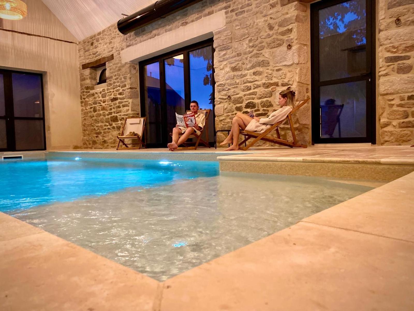 Le Domaine De Soani - Piscine Interieure, Jacuzzis & Sauna * Saint-Evarzec