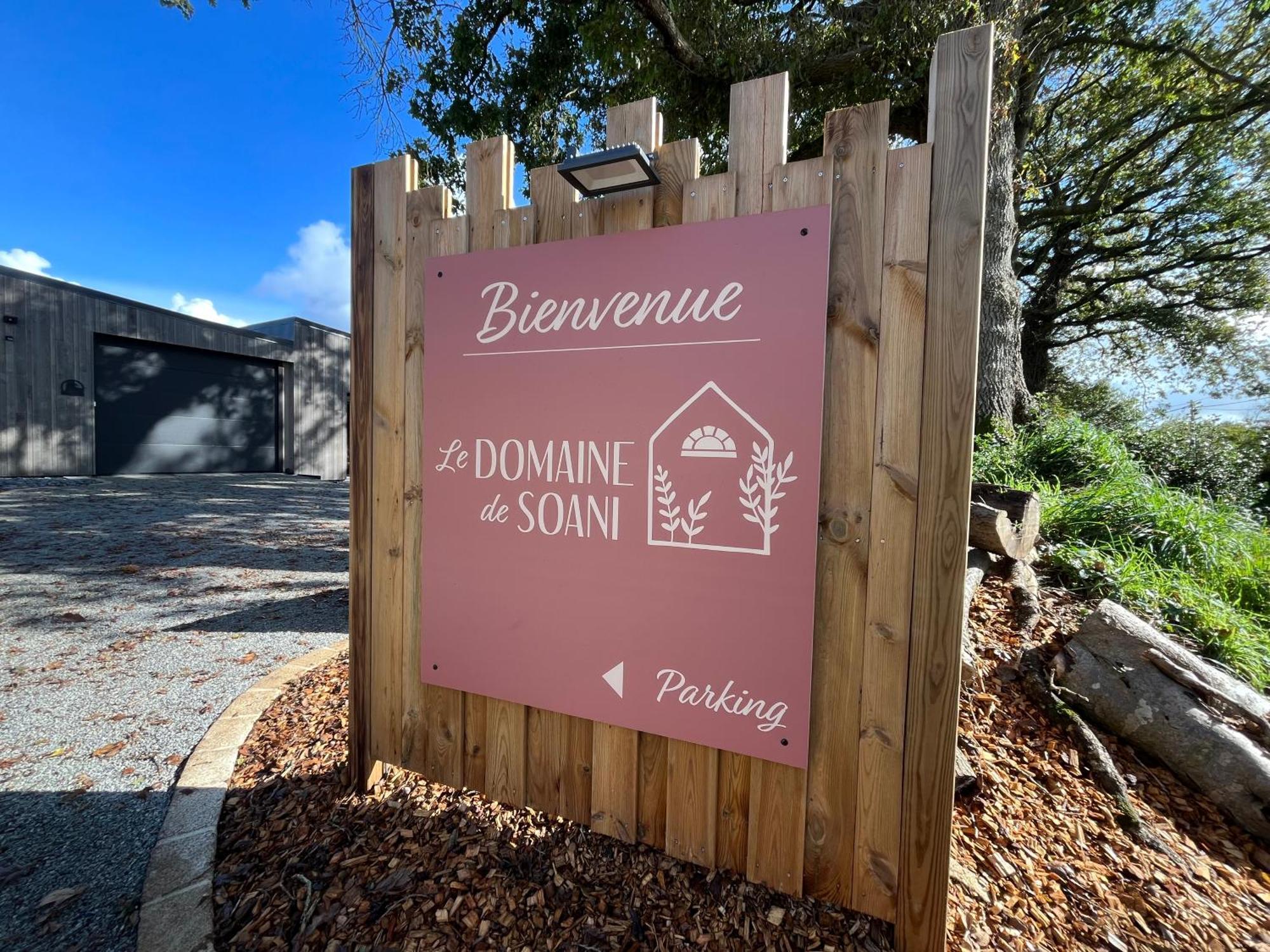 Le Domaine De Soani - Piscine Interieure, Jacuzzis & Sauna Apartment *